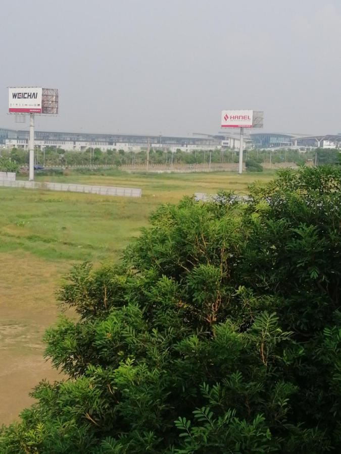 Roma Hotel Noi Bai Airport Hanoi Zewnętrze zdjęcie